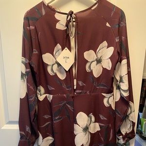 Selfie Leslie romper